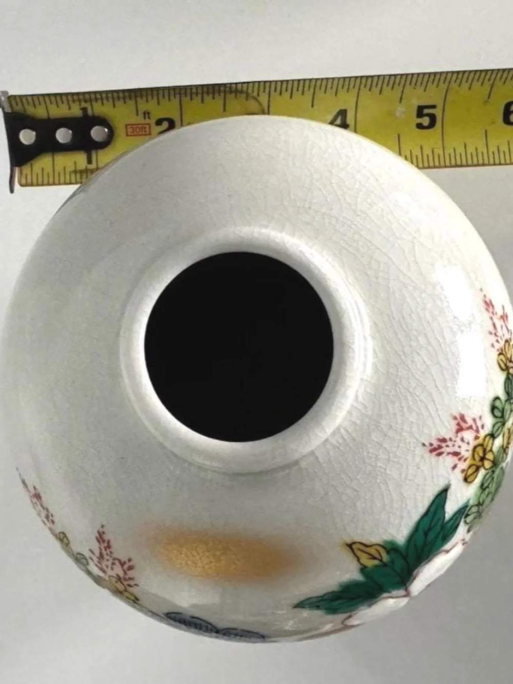 Vintage Kutani Vase Japanese Floral Porcelain Ikebana Shelf Decor Signed 4.5"H - Picture 10 of 10